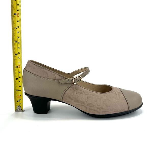 SAS Isabel Mary Jane Pumps Size 8 Wide Taupe/Tan Leather & Leopard Print Textile - Picture 8 of 16
